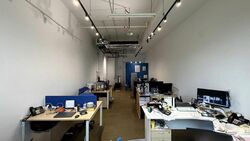 Woods Square (D25), Office #615035051